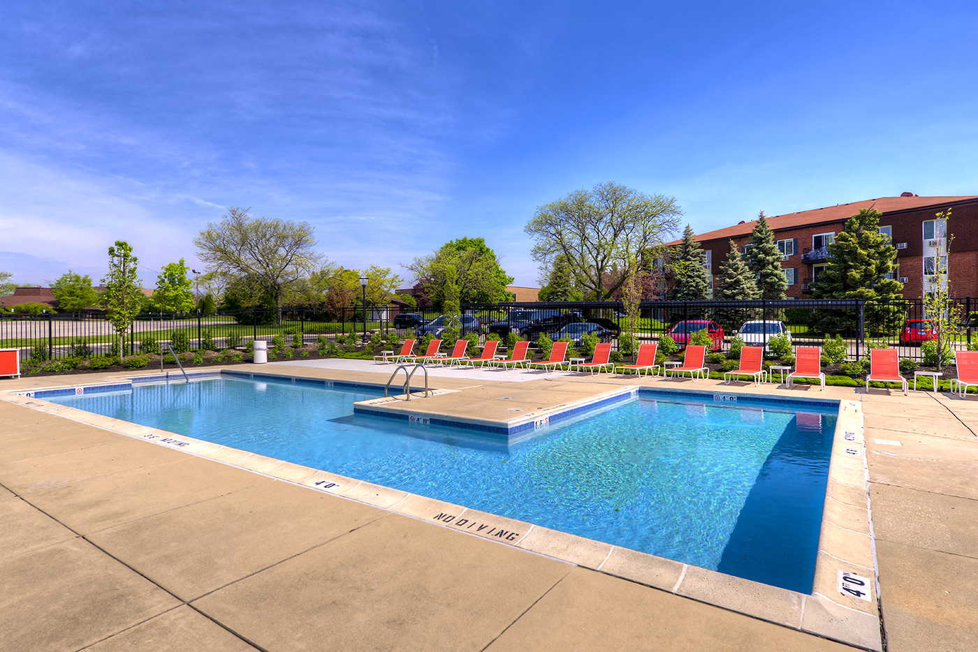 Apartments for Rent in Carol Stream, IL Carol Stream Crossing